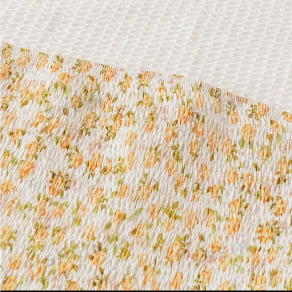 Yellow Floral Tie Strap Romper - Picture 2 of 3